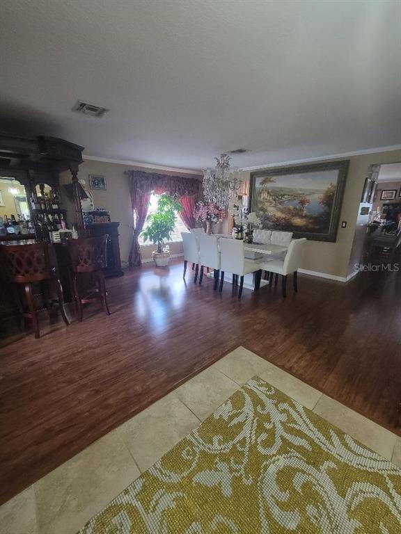 Building Photo - 527 Windrose Dr