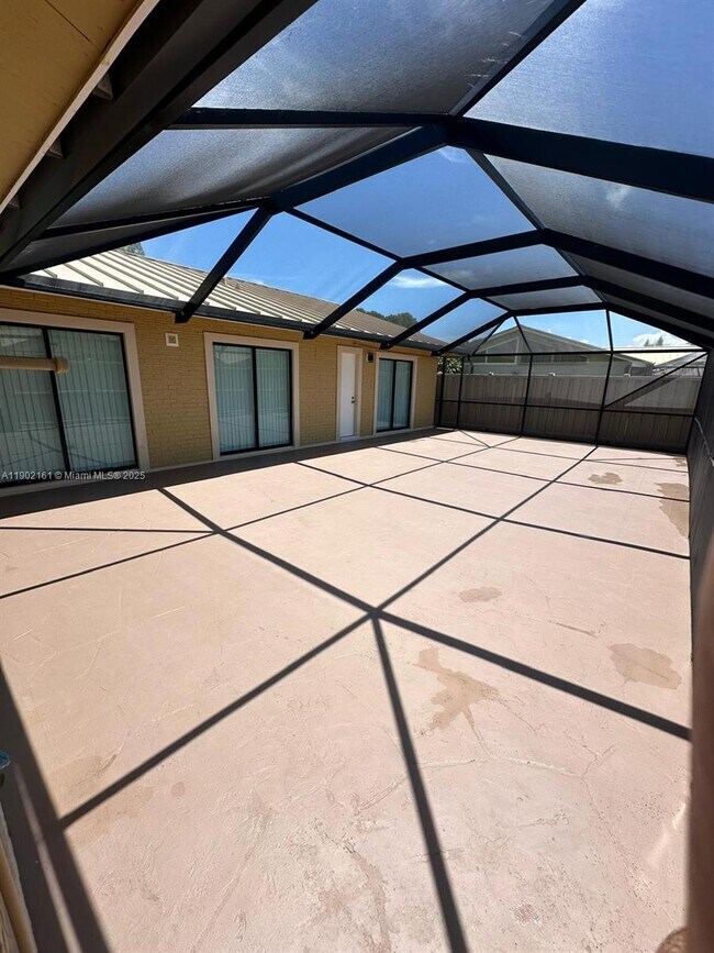 Building Photo - 5416 Eagle Lake Dr