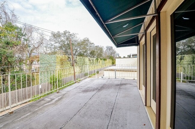 Building Photo - 44 Bayou Pointe Dr