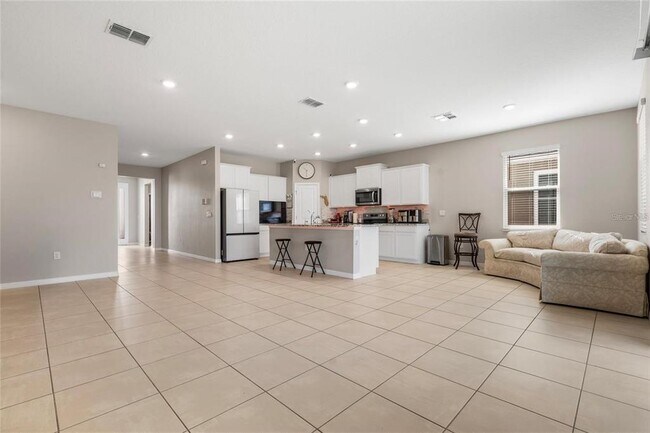Building Photo - 3914 Lively Coral Pl