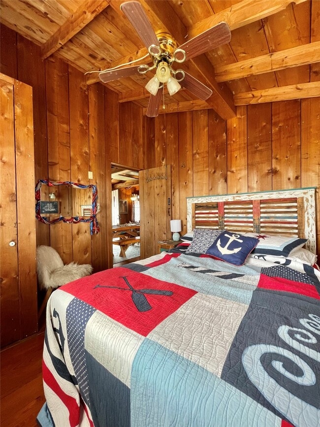 Building Photo - 1111 Surf Dr