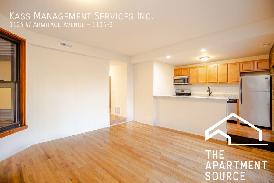 Building Photo - 1132 W Armitage Ave