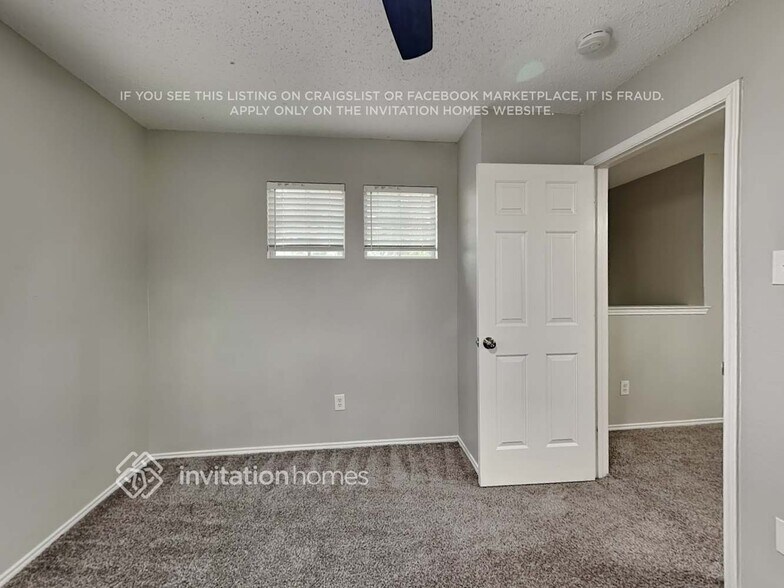 Building Photo - 1013 Manassas Dr