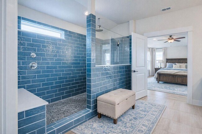 Building Photo - Beautifully upgraded 3 bedroom located on a cul-de-sac - Don't miss out!