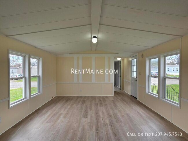 Building Photo - 41 Hatch St