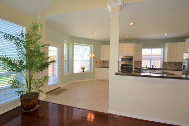 Building Photo - 1711 Emma Cove Ct
