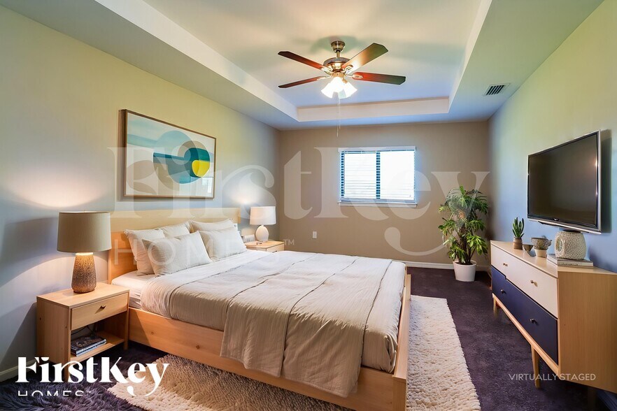 Building Photo - 2616 30th St SW