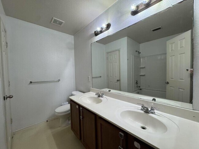 Building Photo - 3 Bedroom 2 bath home in Frisco