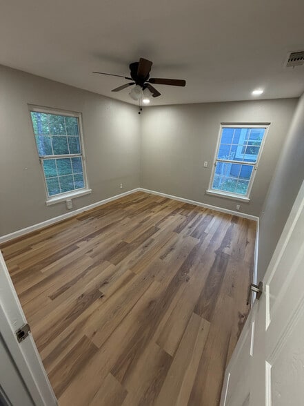 Building Photo - 259 Trudell Dr