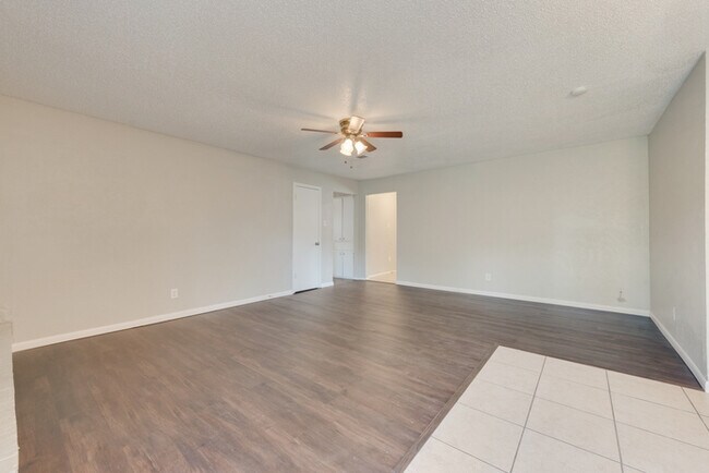 Building Photo - Neighborly Estate in North Richland Hills