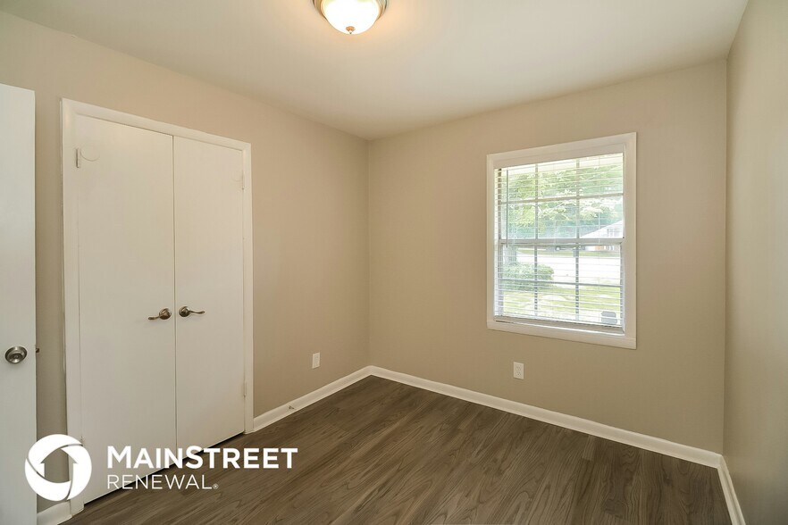 Building Photo - 6871 Gano Dr