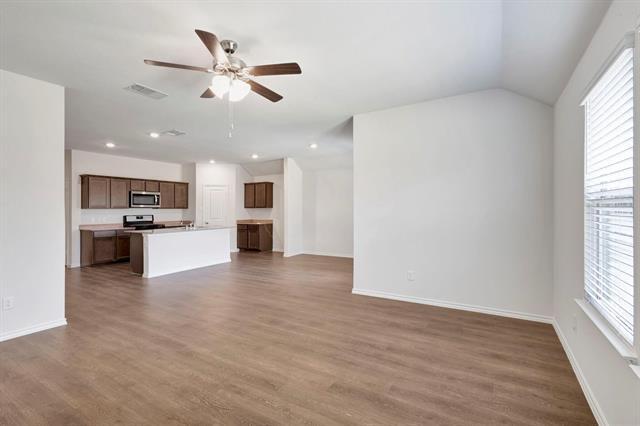 Building Photo - 1006 Honey Maple St