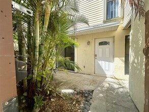 Building Photo - 645 Executive Center Dr