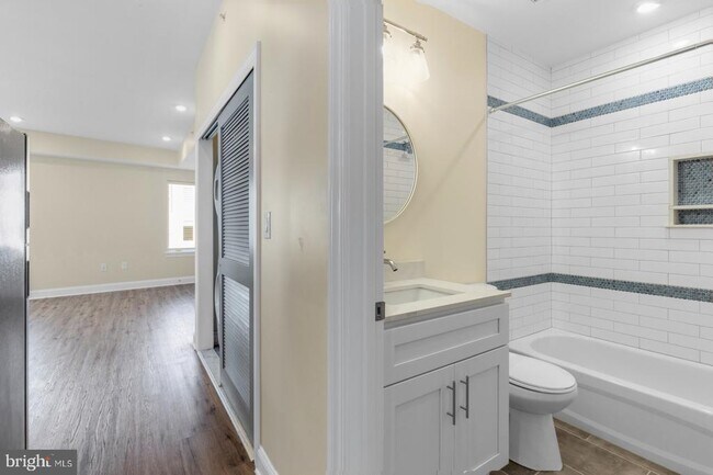 Building Photo - 509 Gorgas Ln