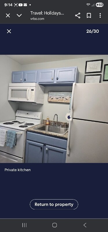 Building Photo - 1664 Beach Blvd