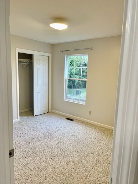 Bedroom 1 - 799 Tamarack Ct