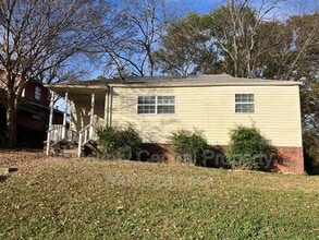 Building Photo - 40 20th Ave S