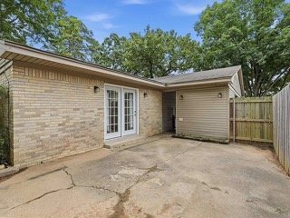 Building Photo - 6700 Evergreen Dr