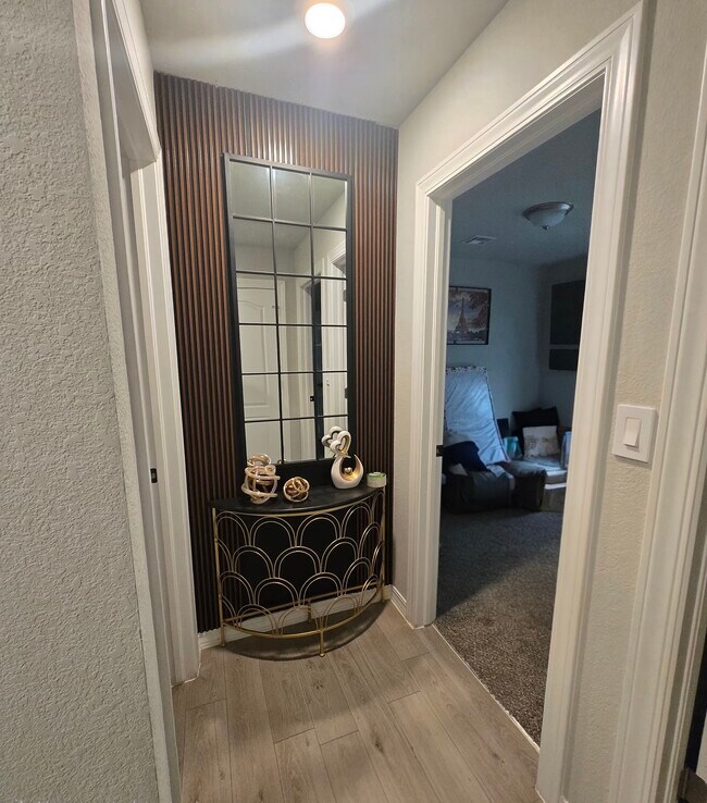 Building Photo - Mescal Bean