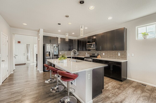 Building Photo - 27111 E Frost Pl