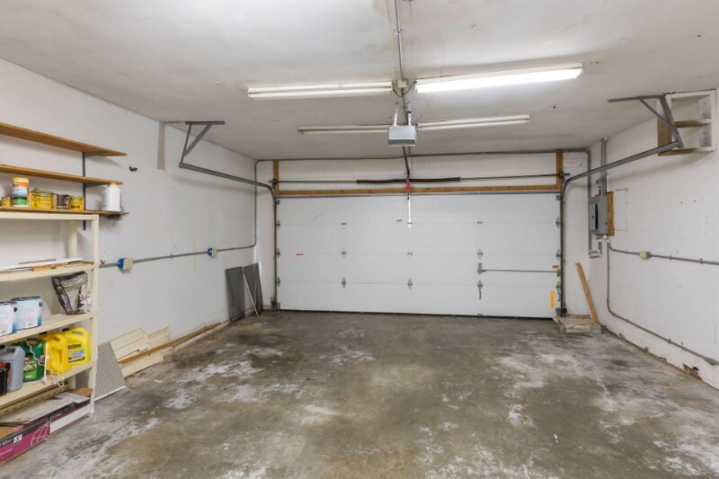 Building Photo - 3047 S Ferguson Ave