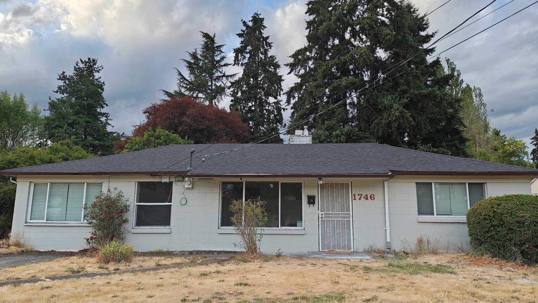 Building Photo - 1746 NE 136th St