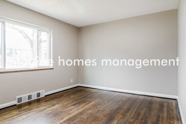 Building Photo - Pet-Friendly 3 Bedroom Home in Madeira