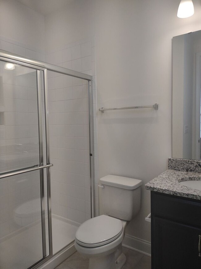 Building Photo - 3BD/3.5BA Ranch-Style Home in Creek Park!