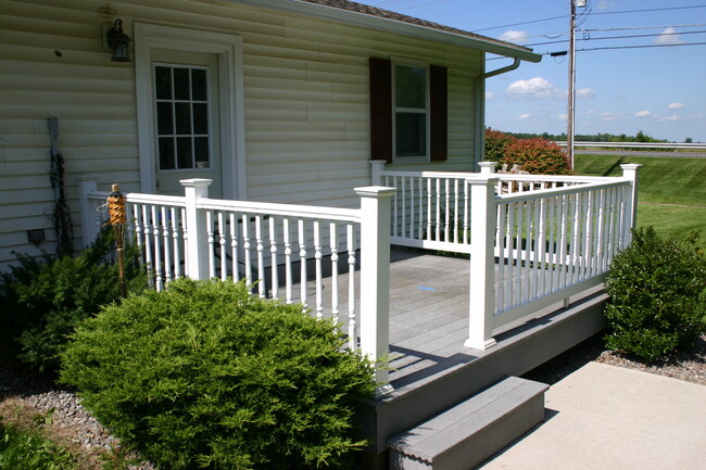 Building Photo - 1081 County Road 4