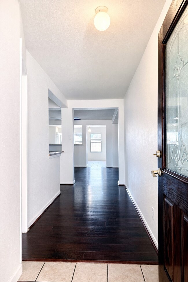 Building Photo - 16127 Cole Bridge Ln