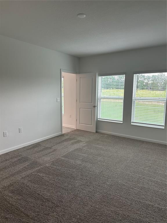 Building Photo - 355 Loch Ct