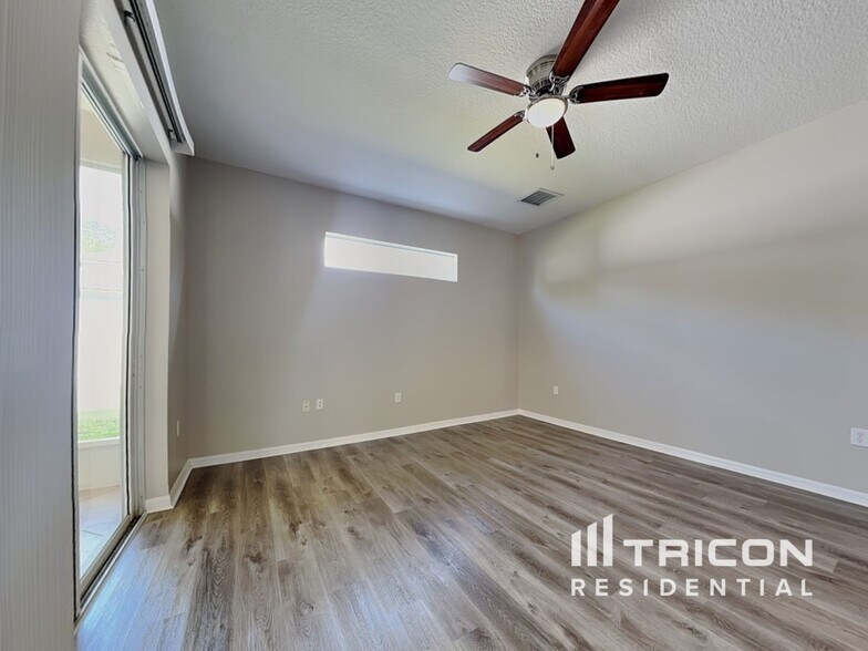 Building Photo - 4330 Marchmont Blvd