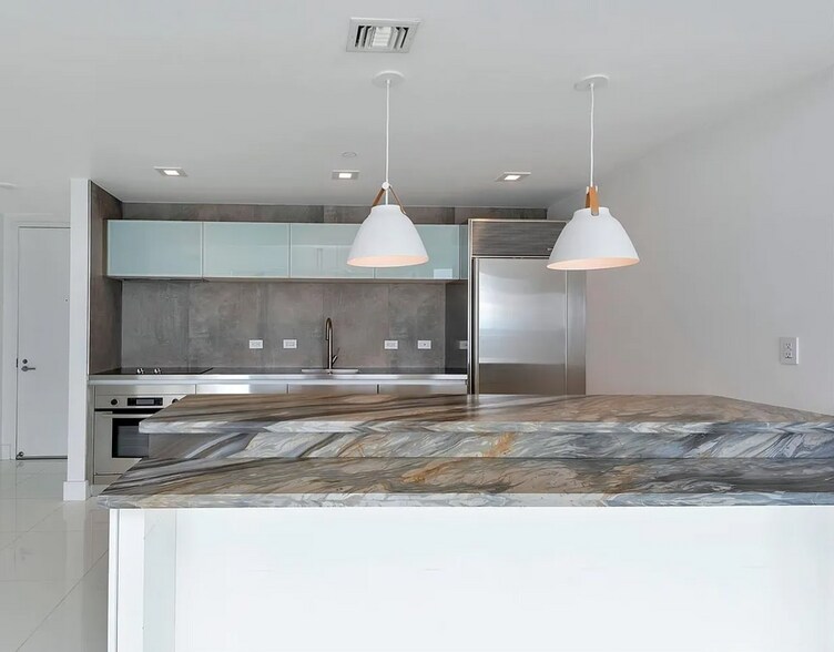 Building Photo - 1040 Biscayne Blvd