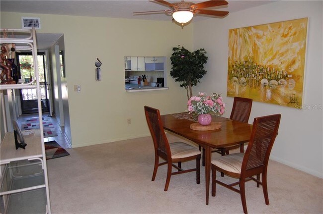 Building Photo - 1531 Clower Creek Dr