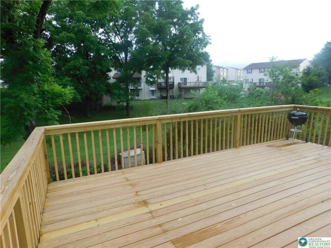 Building Photo - 12 Freedom Terrace