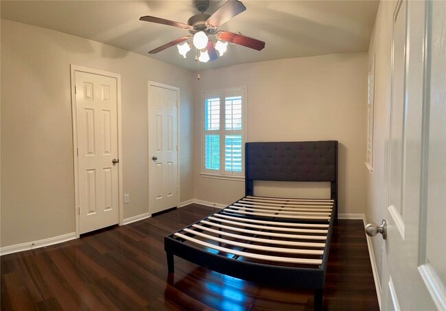 Building Photo - 13559 Fawn Lily Dr