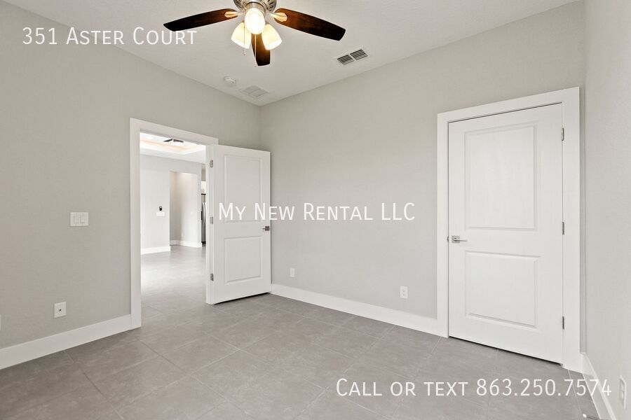 Building Photo - 351 Aster Ct