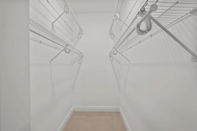 Building Photo - 633 55th St