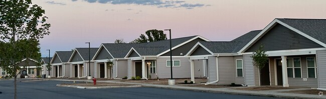 Building Photo - Aspen Grove