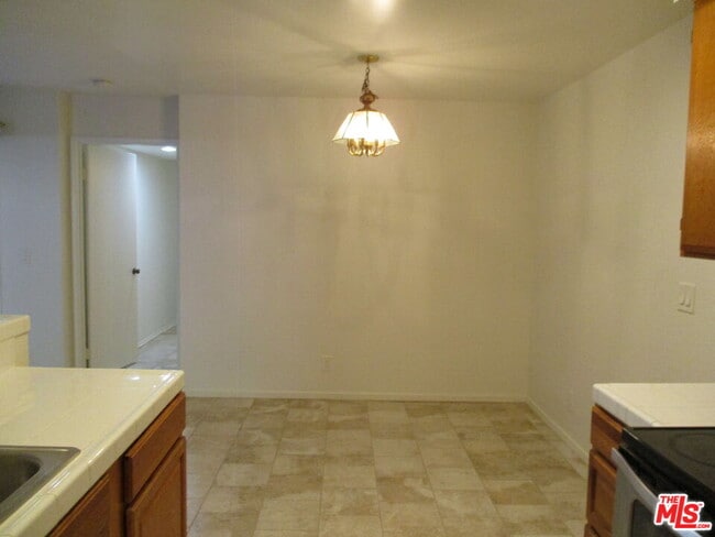 Building Photo - 3802 Dunford Ln