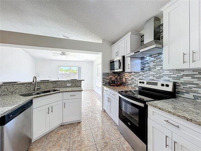 Building Photo - 3155 Atwater Dr