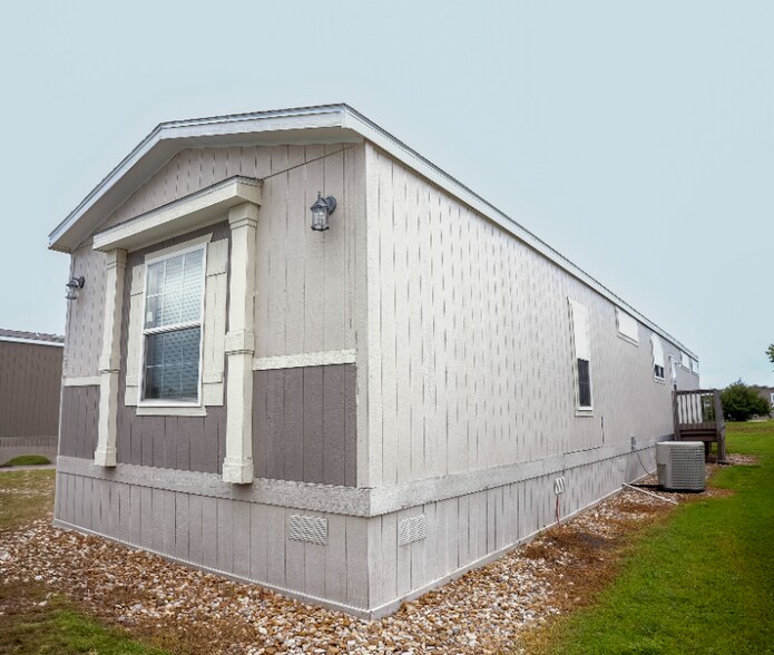 Building Photo - 2804 Halite Bend
