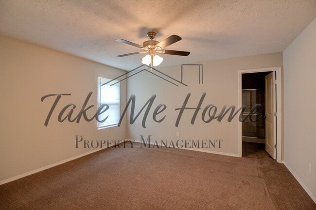 Building Photo - 3 Bedroom in Nixa!