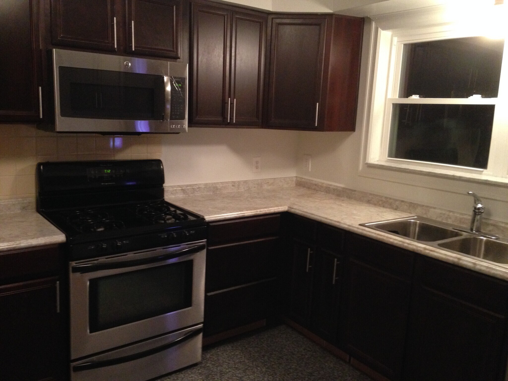 Building Photo - 3064 Ferguson Rd