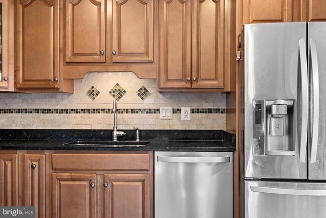 Building Photo - 3939 Tallow Tree Pl