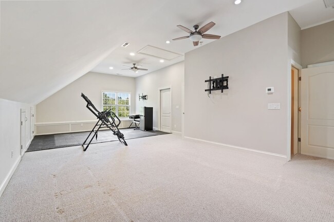 Building Photo - Apex Rental with Renovated Attic, Screened...