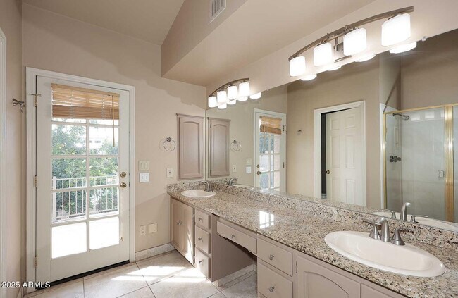 Building Photo - 9969 E Bayview Dr