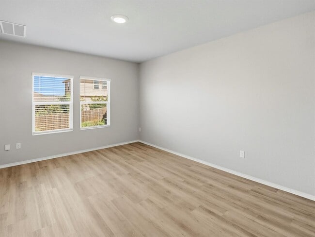 Building Photo - 5912 Berriweather Dr