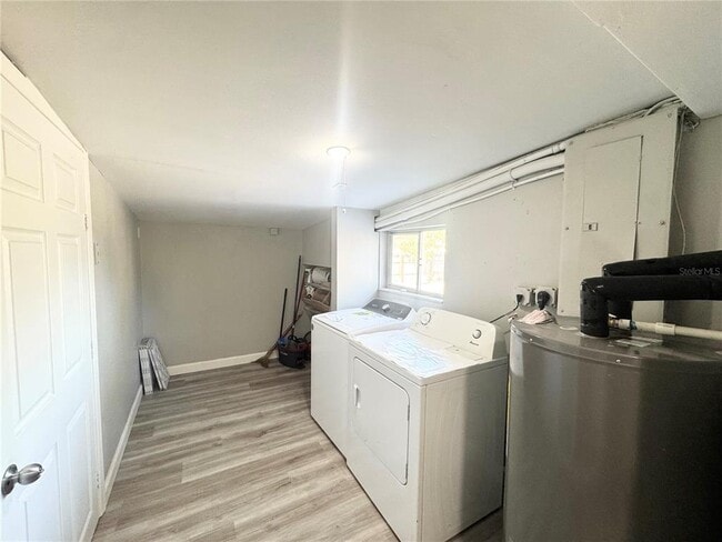 Building Photo - 3913 S Shade Ave