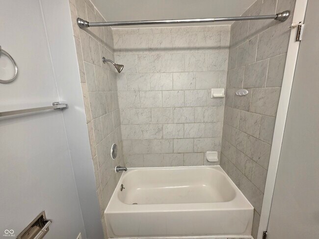 Building Photo - 3821 Biscayne Rd